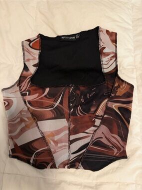 PrettyLittleThing Brown & Cream Swirl Mesh Crop Top